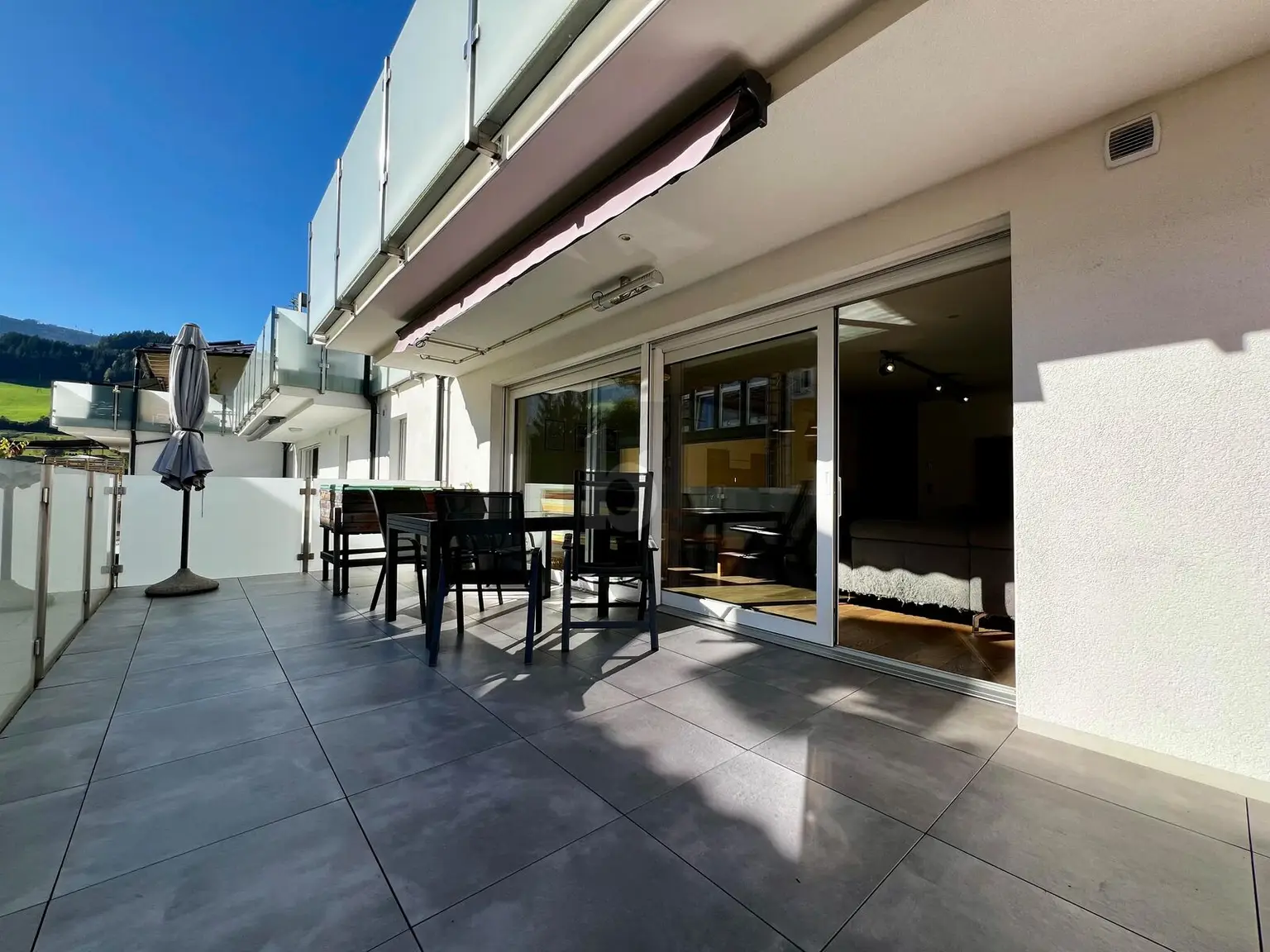 PREISHIT! SONNIG & NEUWERTIG IM ZENTRUM MIT RUHIGER TERRASSE