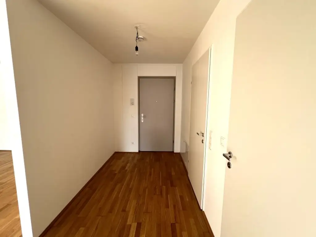 Attraktive 3-Zimmerwohnung mit Kühldecke und Terrasse