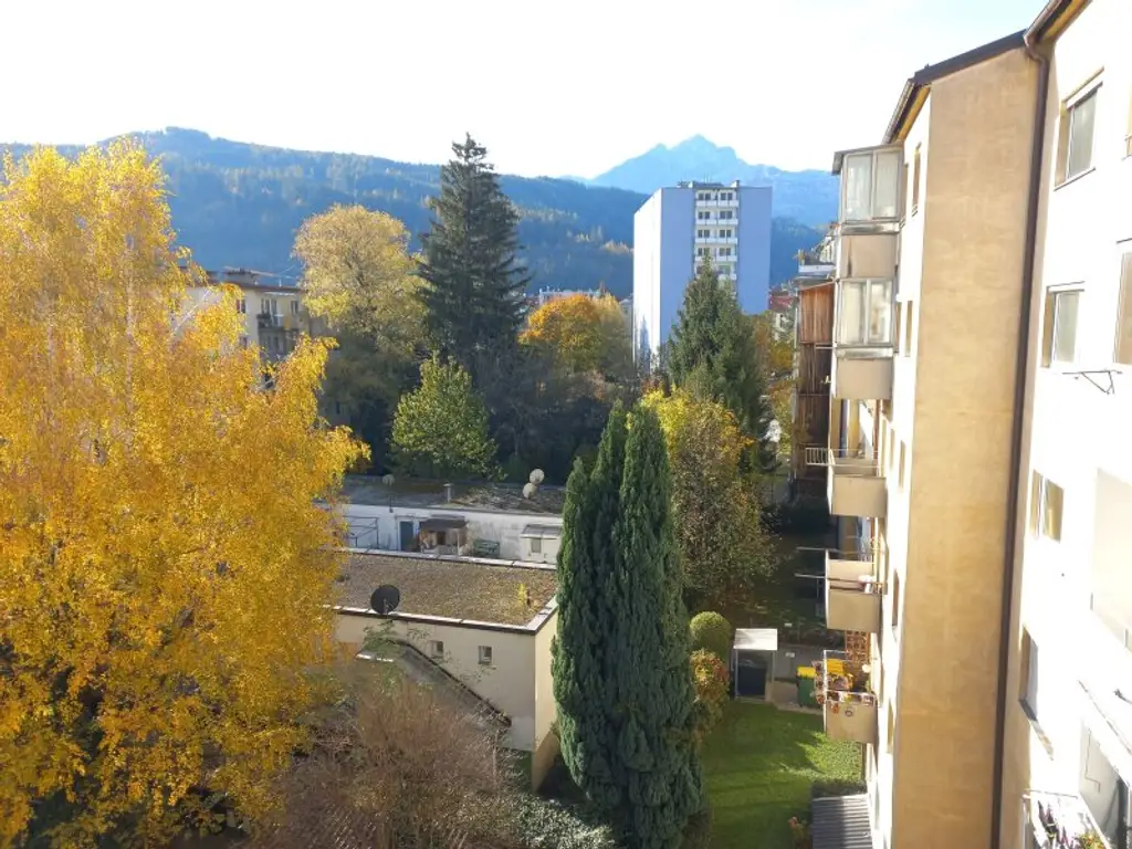 Innsbruck-Wilten: Sehr geräumige 4-Zimmer-Wohnung mit Westbalkon zu kaufen | unmittelbare Uninähe