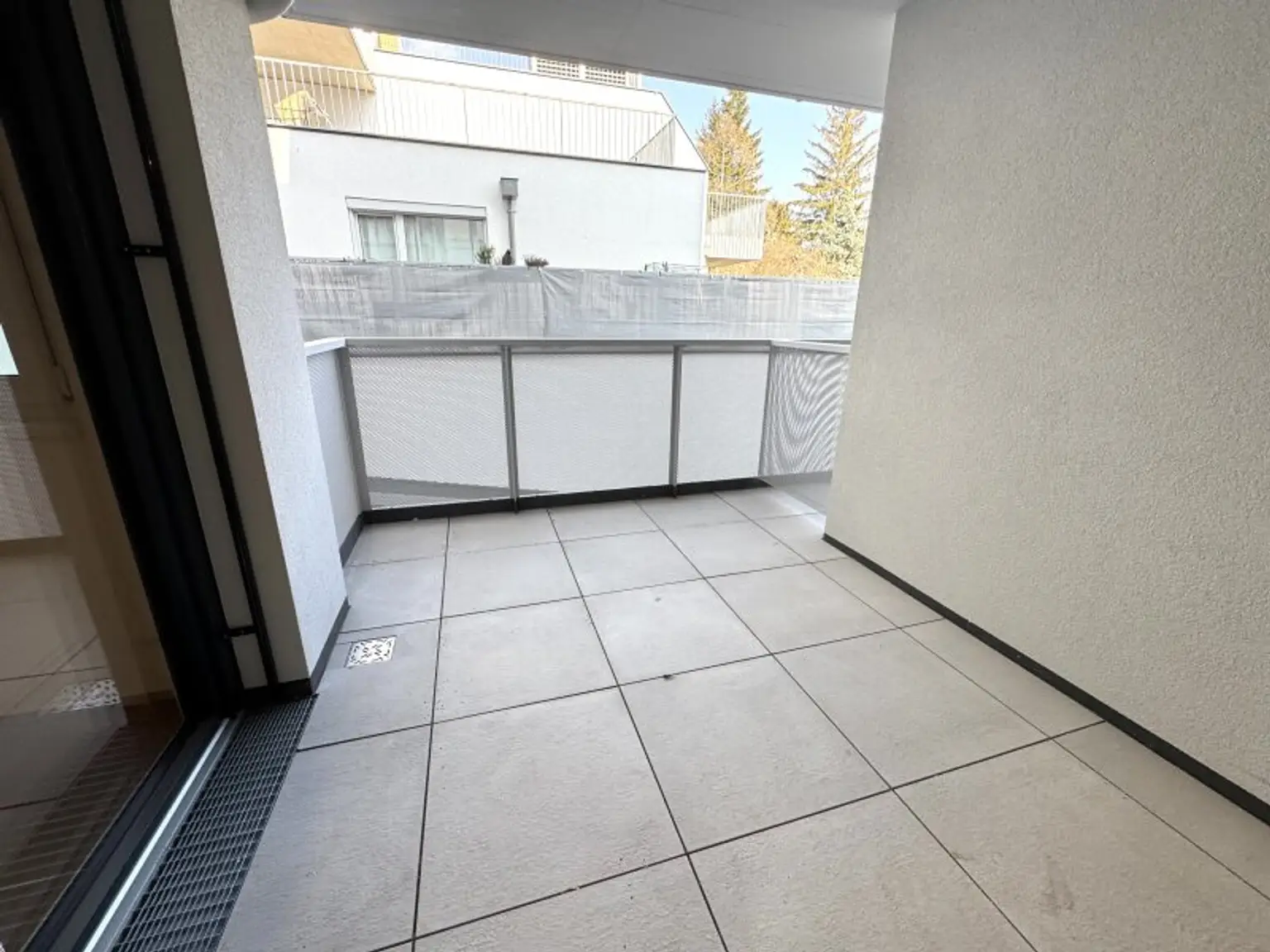 WOHNEN UND GENIESSEN IM SÜDWESTEN VON WIEN! PERFEKTE INFRASTRUKTUR – NÄHE SCHÖNBRUNN!