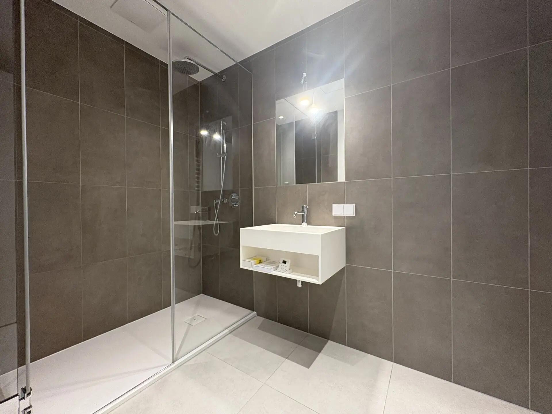 20251215_115708502_iOS