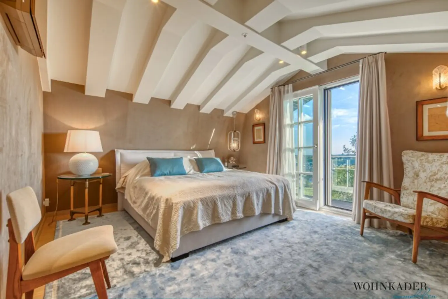 Exklusives Traumhaus zur Miete mit Panoramablick auf die Weinberge