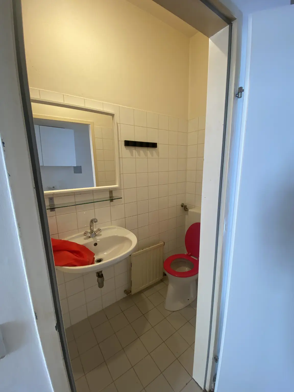 Renovierungsbedürftiges Altbauarpartment 31m² in Toplage 1090 Wien !