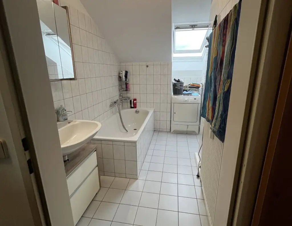 Wohlfühlgarantie inkl. - Familien-Wohn(t)raum! Naturnahe Toplage mit sonnigem Balkon in ruhiger Freistädter Stadtrandlage!