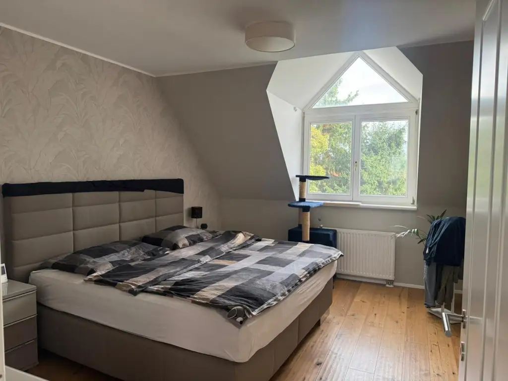 Traumhafte Penthousewohnung als Maisonette mit Dachterrasse und Garage