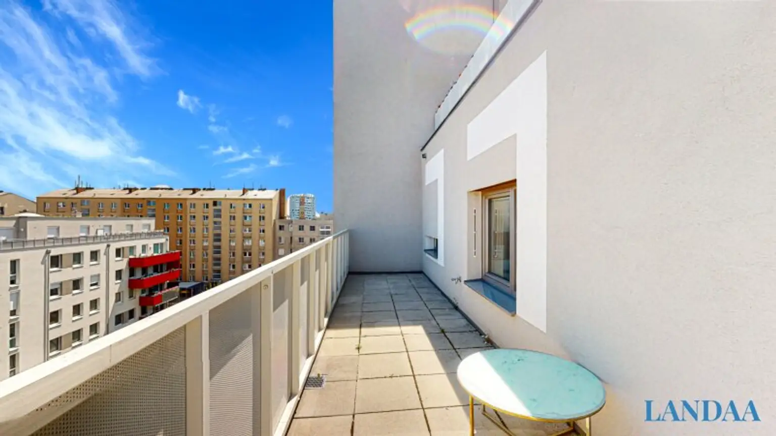 Wunderschöne 4 Zimmer Dachgeschosswohnung mit Garage