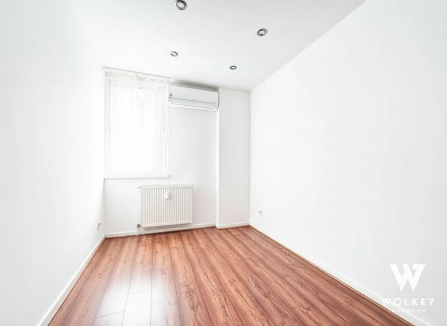 Helle 3-Zimmer-Wohnung mit gr. Terrasse nahe Naschmarkt | Klima | 3 Gehminuten U4 Pilgramgasse