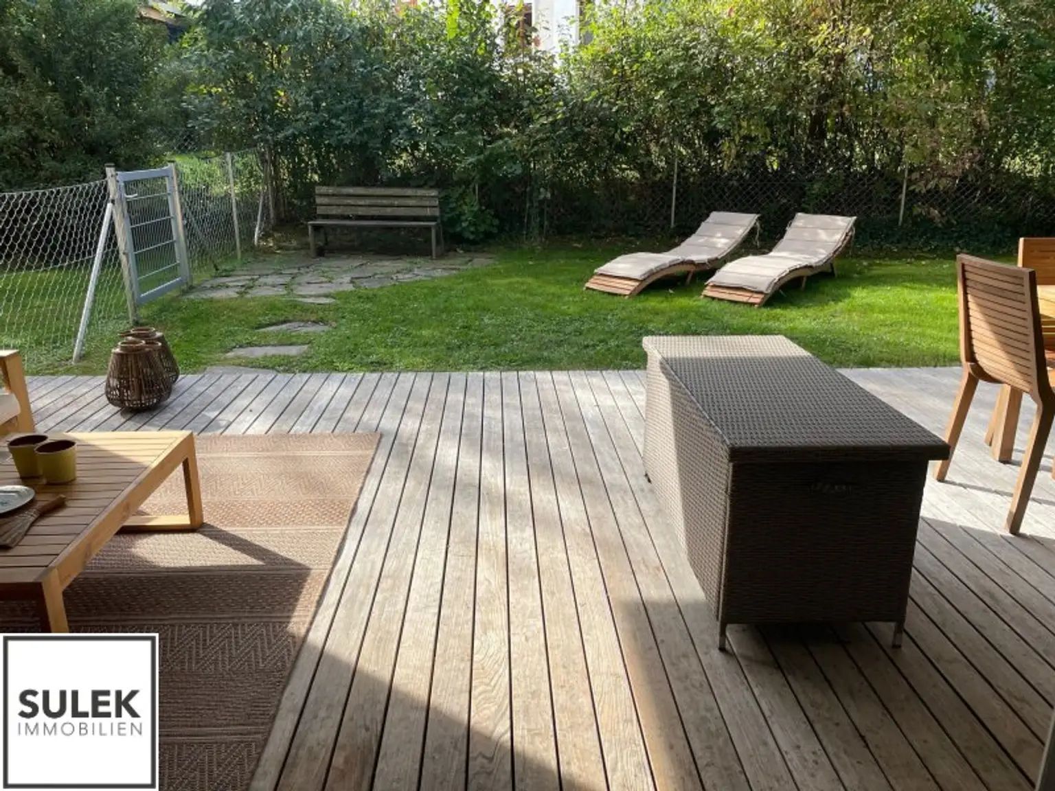 Attersee am Attersee: 2,5 Zimmer-Gartenwohnung mit Pool & Golfplatznähe – 250m zum Attersee | Jahresmiete