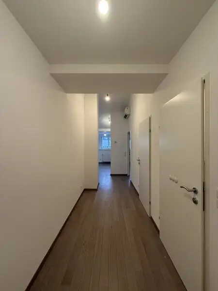 Großzügige 2-Zimmer Wohnung nahe U1 Keplerplatz in ruhiger Lage zu vermieten!