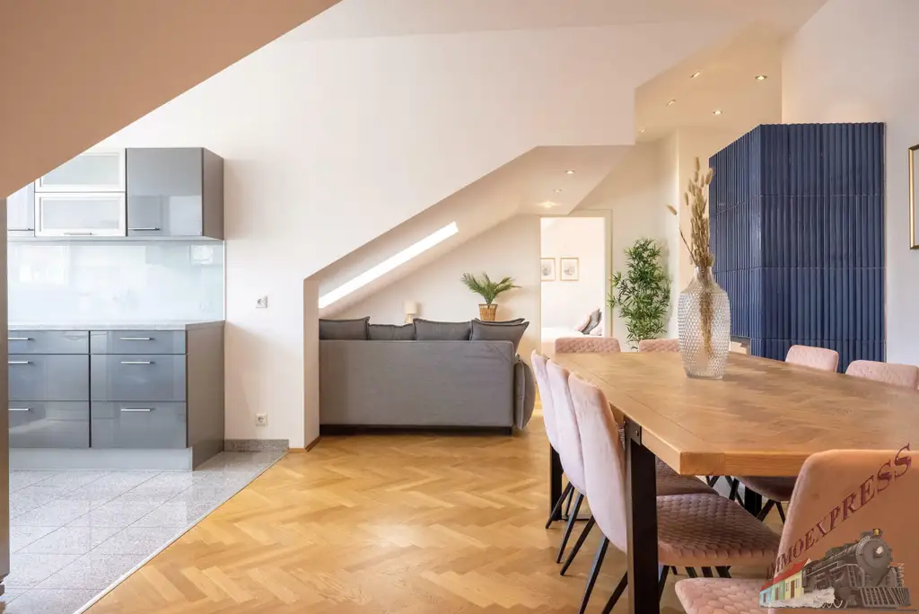 Eyecatcher- Wohnung - unbefristeter Vertrag -4-Zimmer im Dachgeschoß - inkl. Heizkosten & Warmwasser