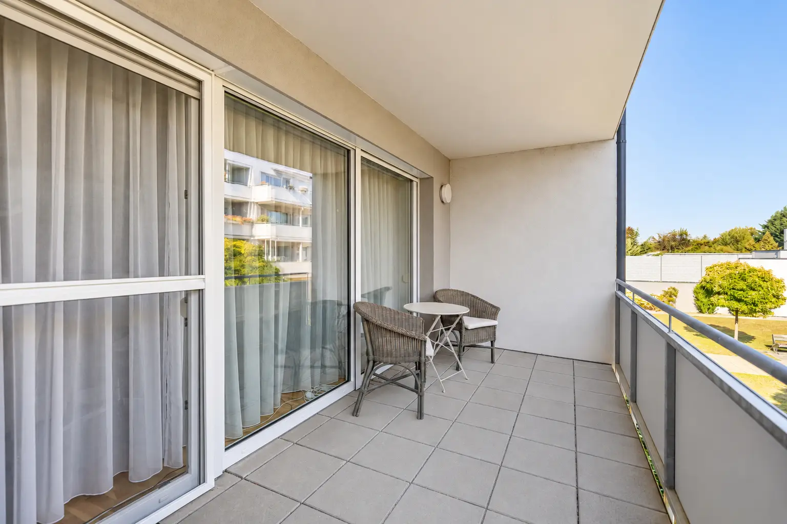 ** Barrierefreie 2 Zimmer Wohnung mit großer Loggia ! **