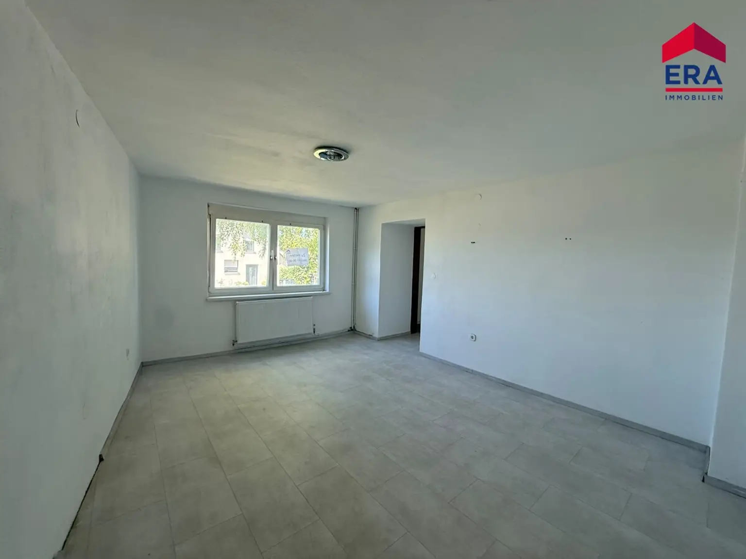 Zur Miete: Nettes Einfamilienhaus mit Presshaus, Kellerröhre, Terrasse & Gartenhütte in Wilfersdorf