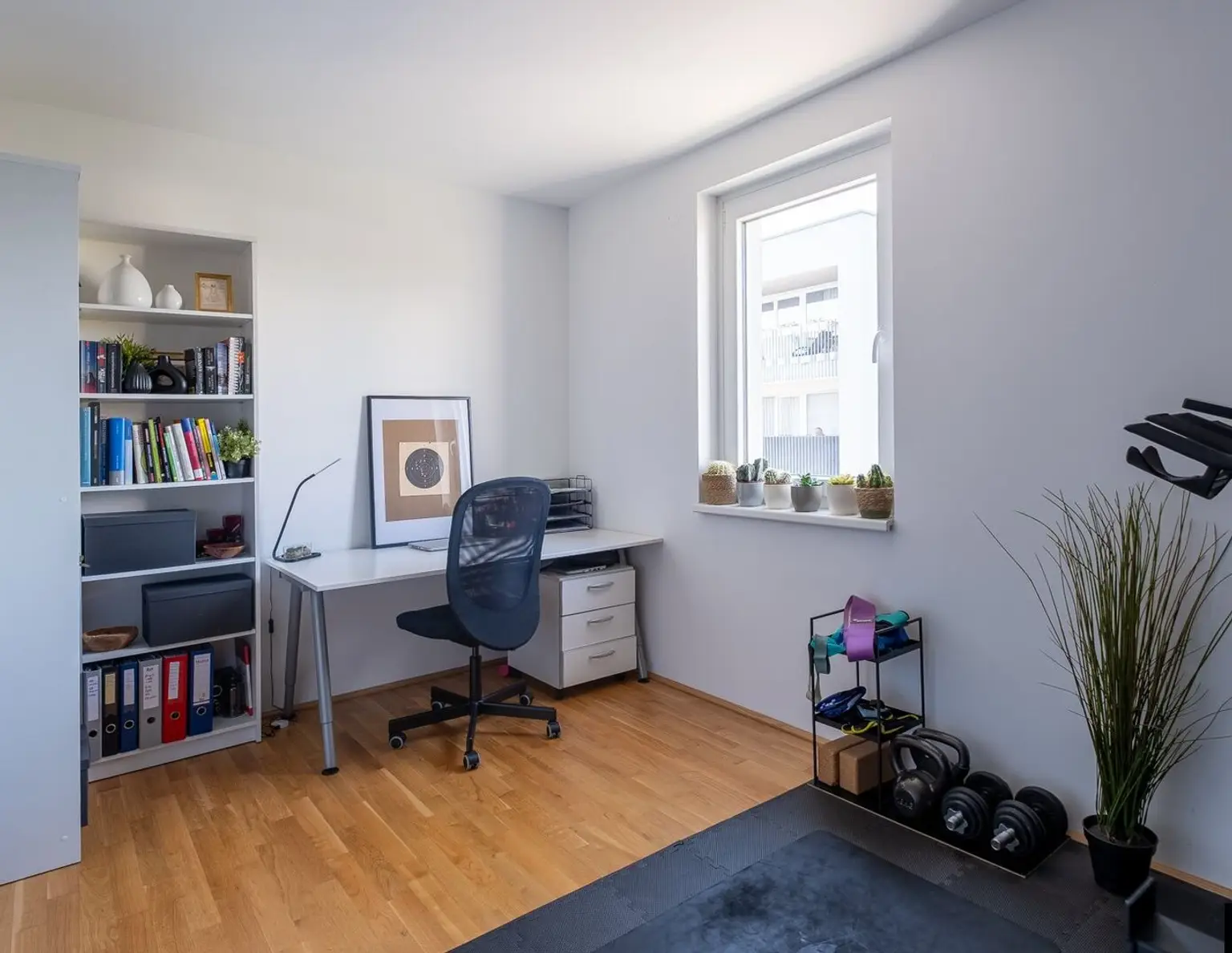 LINZ: Moderne Wohnung mit hellem Balkon