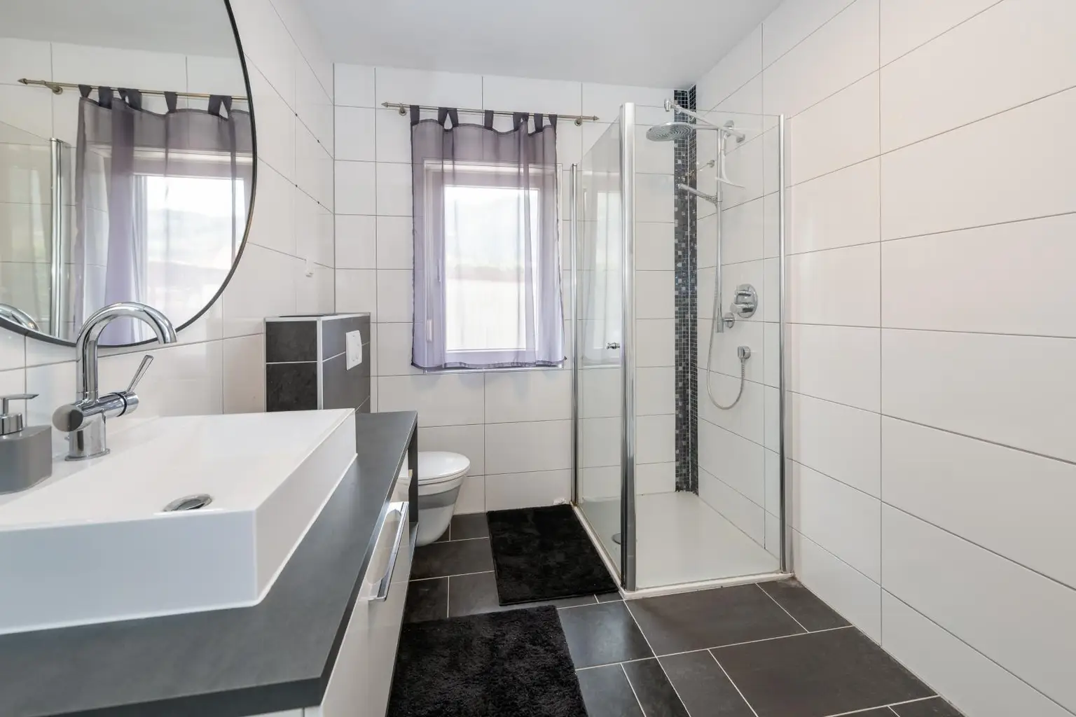Badezimmer EG