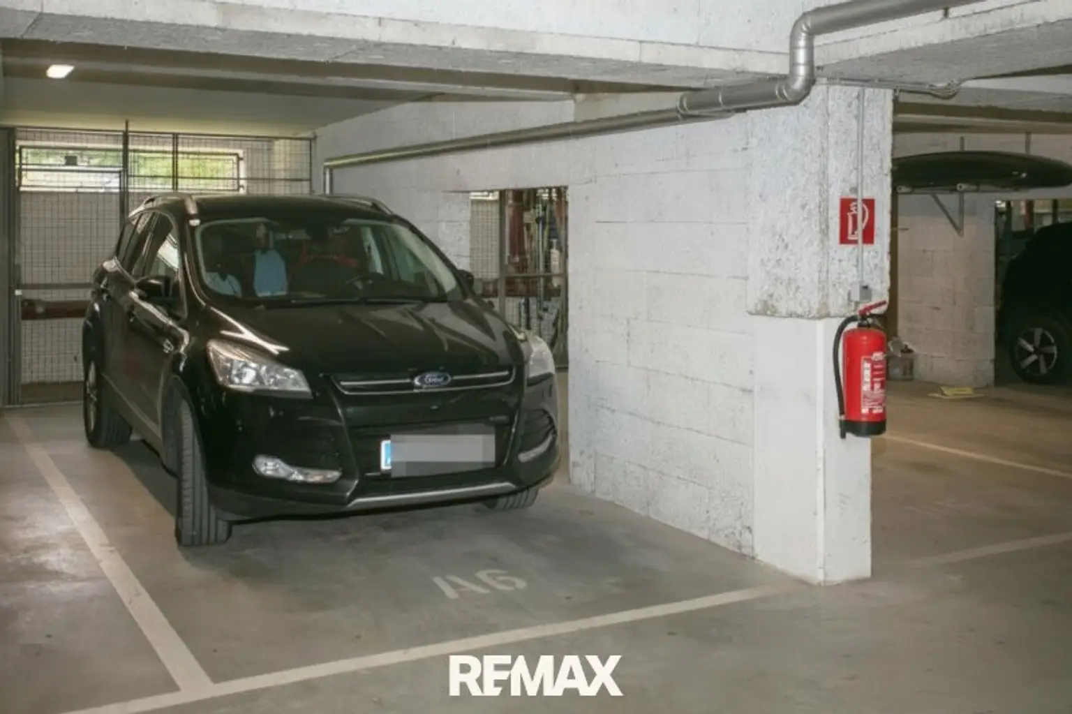 Tiefgaragen Parkplatz