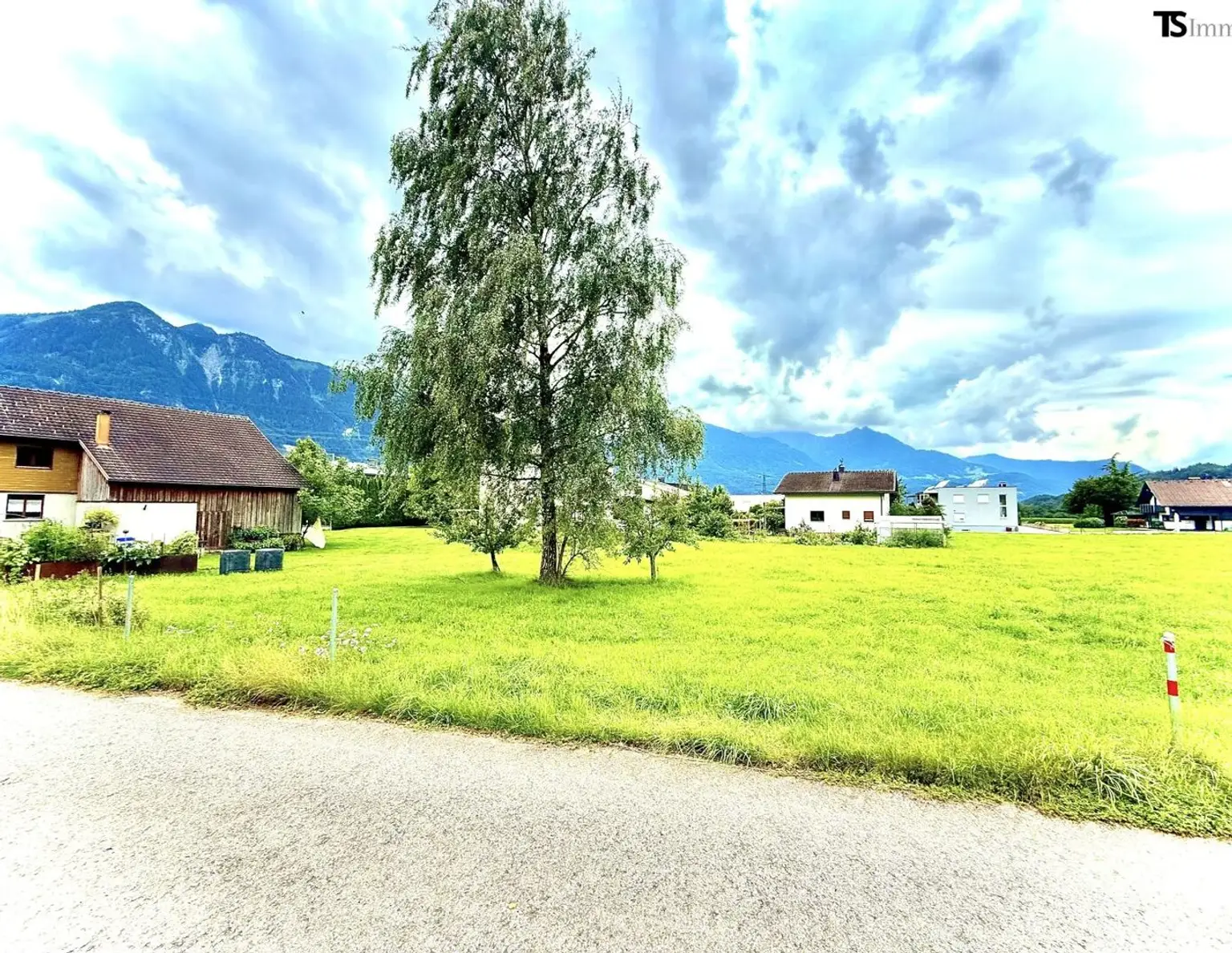 Bludesch: Baugrundstück in Top-Lage - ca. 400 m² bzw. 500 m² (Gesamtgrundfläche 900 m²)