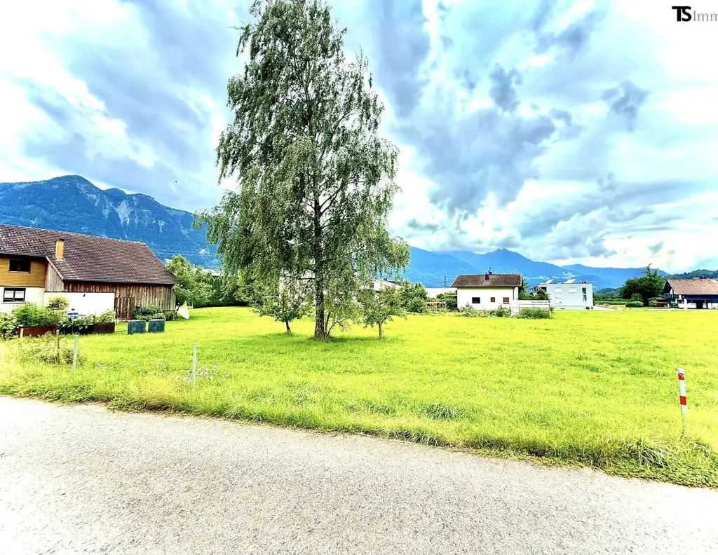 Bludesch: Baugrundstück in Top-Lage - ca. 400 m² bzw. 500 m² (Gesamtgrundfläche 900 m²)