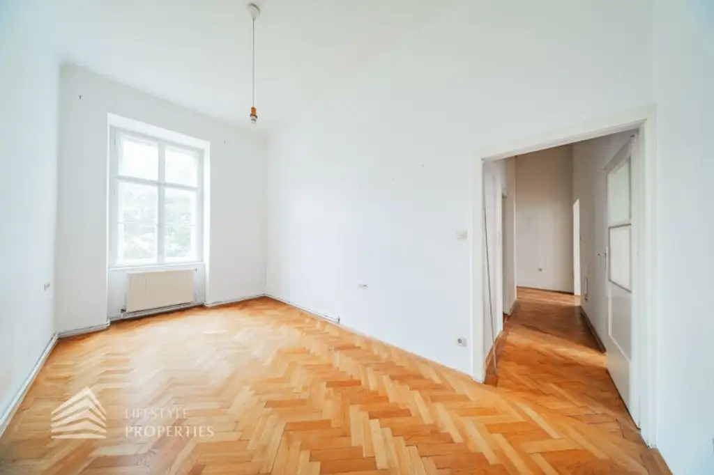 Helle 4-Zimmer Wohnung, Nähe Kutschkermarkt