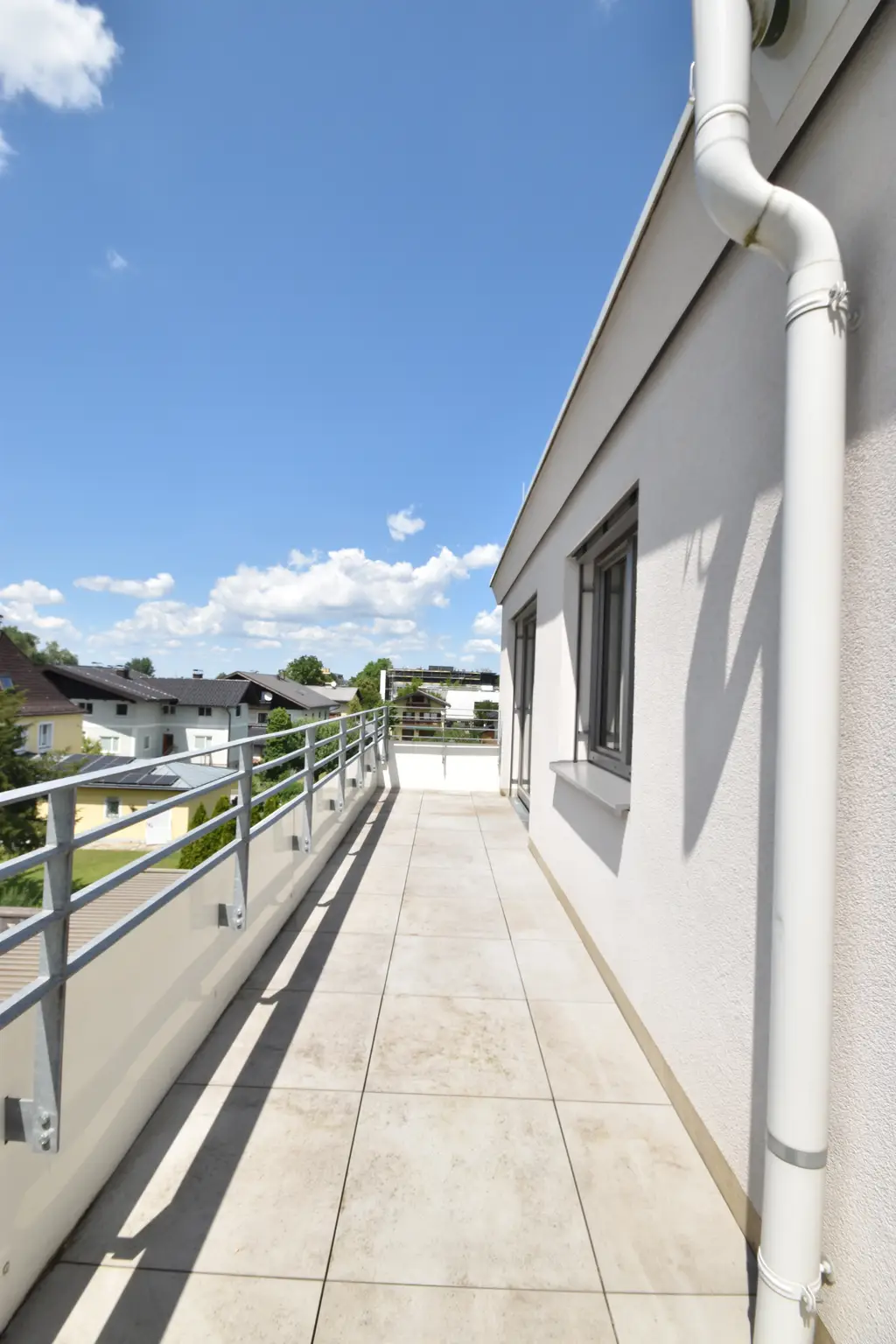 "GRÖDIG - Modernes Appartment mit großer Terrasse"