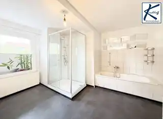 Badezimmer 1. OG