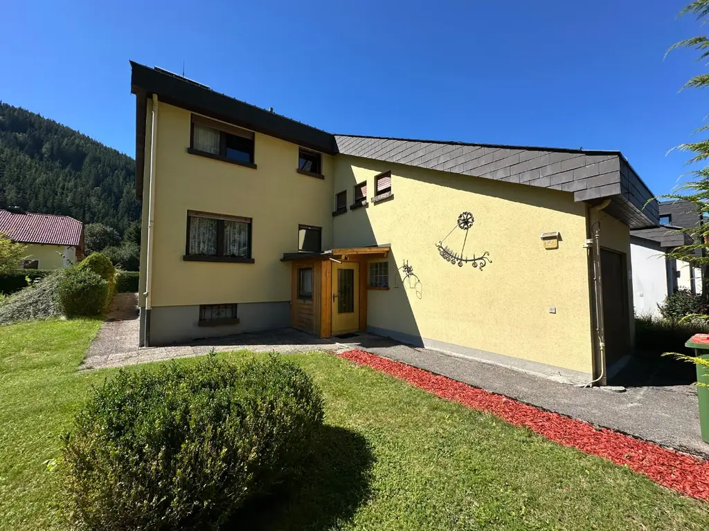 ***Familienfreundliches Eckreihenhaus in traumhafter, sonniger Ruhelage***
