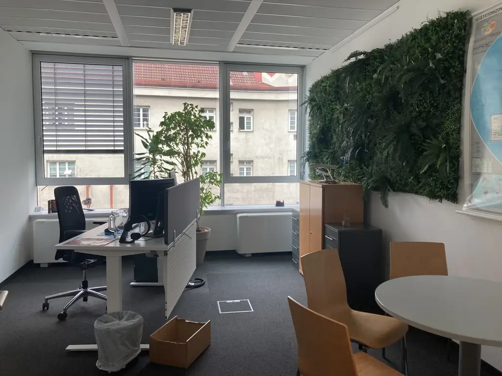 Skyline Offices - Büros auf der U-Bahn