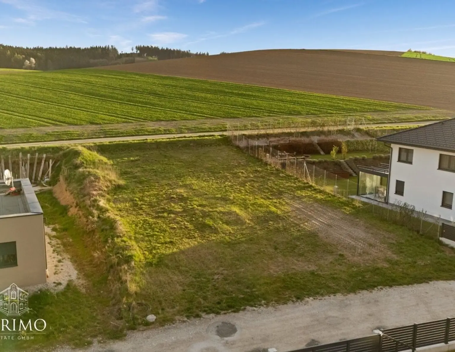 Traumhaftes unverbaubares Baugrundstück in Pennewang/Wiesham - 888m² für Ihr Eigenheim!