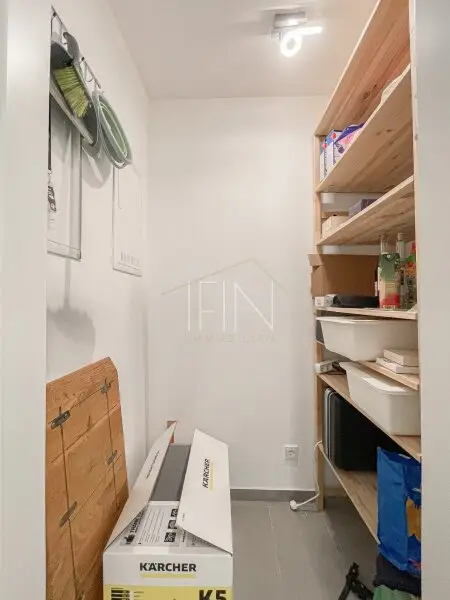 Nähe Schönbrunn! Helle 3-Zimmer-Wohnung mit Loggia zum Wohlfühlen