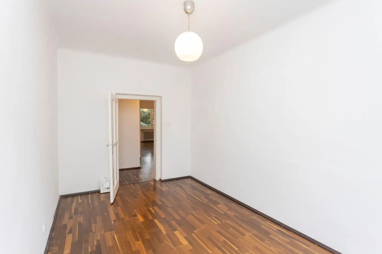 Zentral begehbare 3-Zimmer-Whg. direkt beim Türkenschanzpark