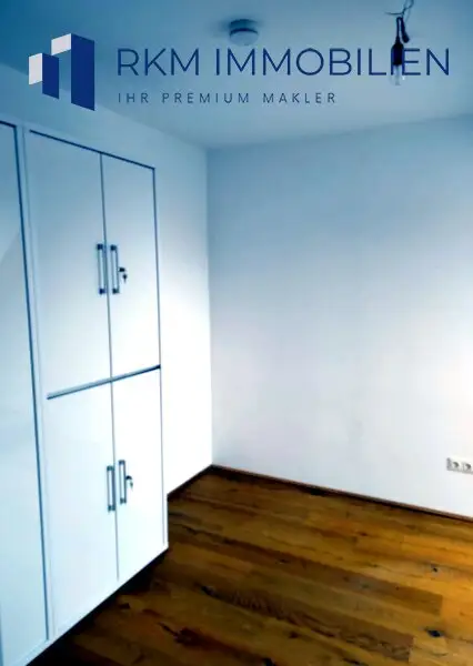 TOP - Neuwertige Dachgeschosswohnung in 1210 Wien – ca. 70 m², 3-Zimmer, ca. 23m² Terrasse und Garagenstellplatz - absolute Ruhelage