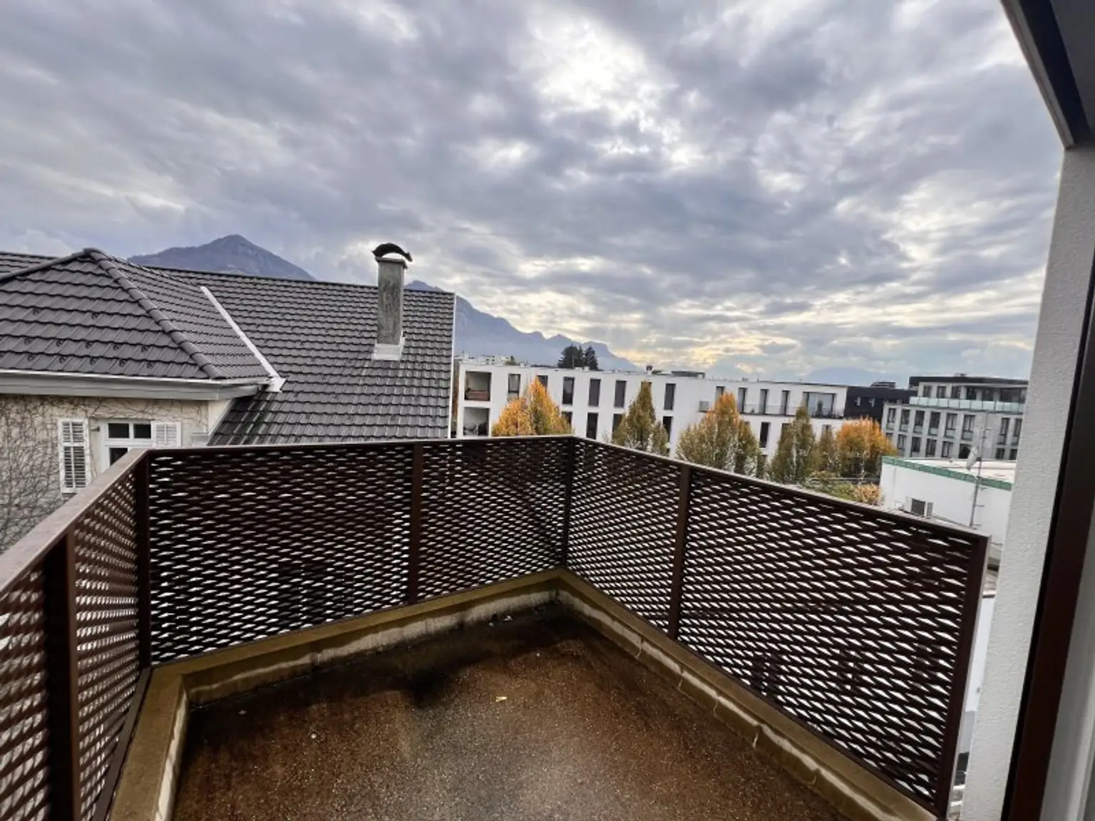 Großzügige, lichtdurchflutete 4 Zimmer Wohnung mit Balkon im Zentrum von Dornbirn