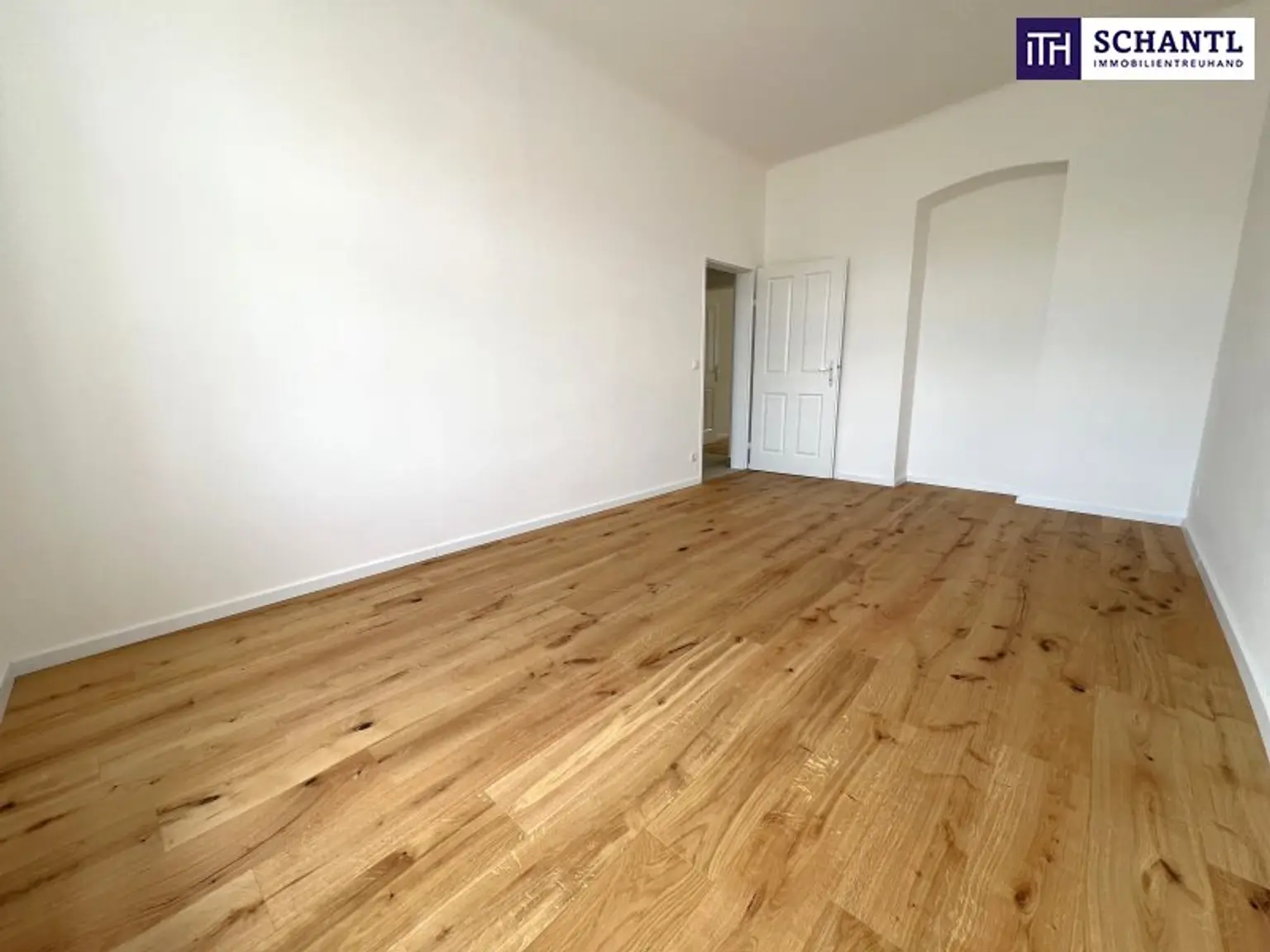 Seltene Gelegenheit: Prunkstück am Hofferplatz – 95 m² & Balkontraum in Hofruhelage – jetzt Besichtigung sichern!