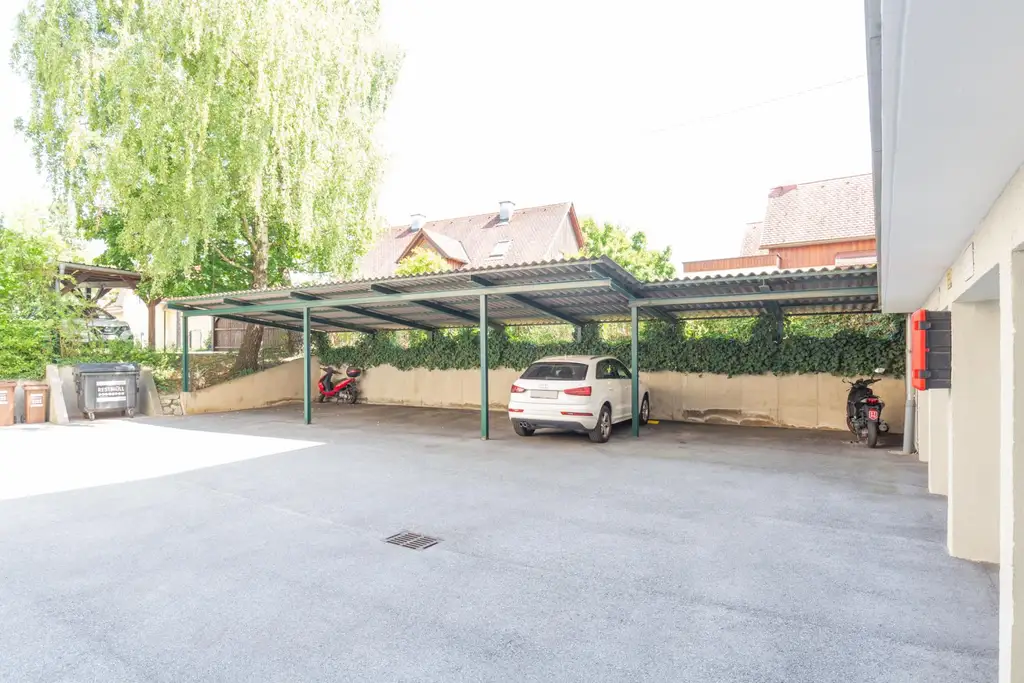 Ländlich grün und trotzdem Stadt? Diese Wohnung in Waltendorf macht's möglich!