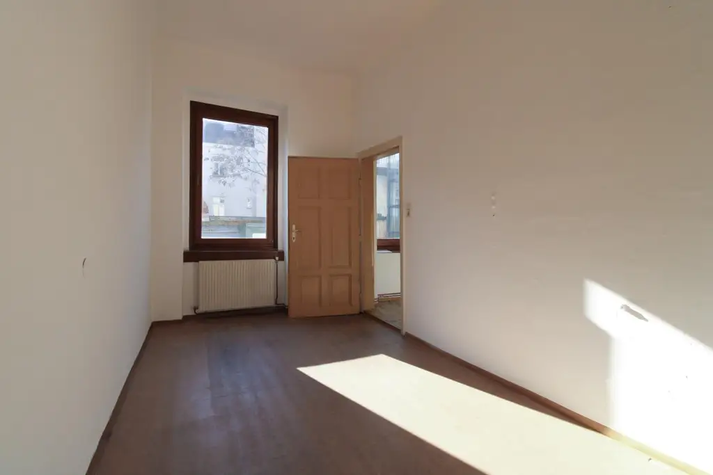 Altbauwohnung mit Potenzial in begehrter Lage von Währing