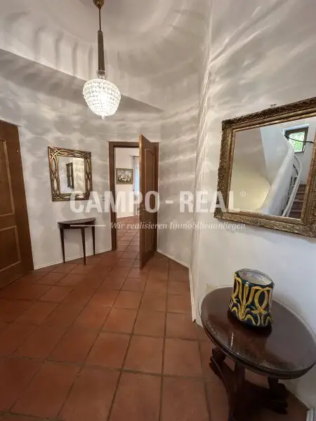 CAMPO-VILLA: Vintage-Architektenhaus in RUST für Wohnen und Freizeit