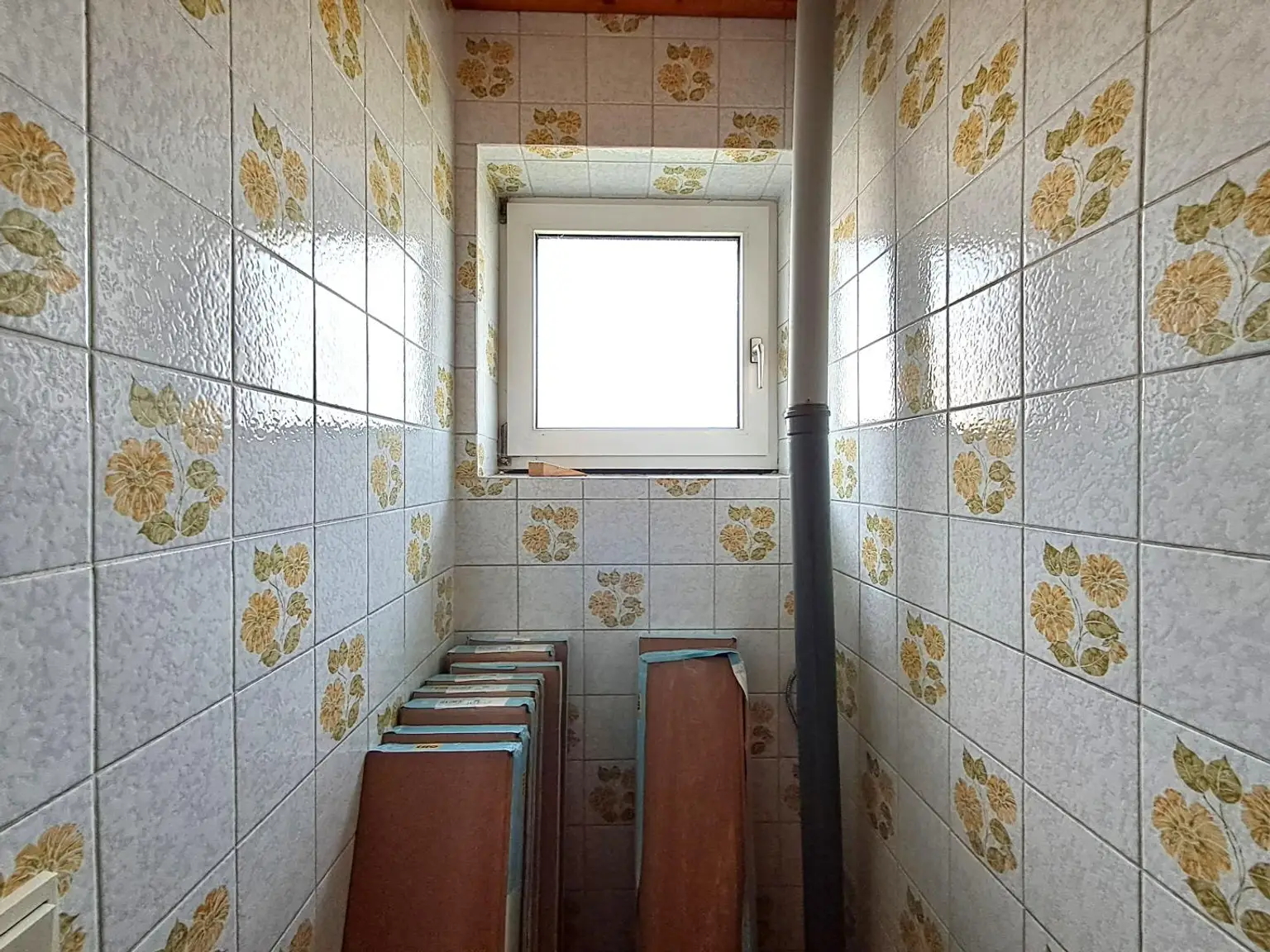6 Zimmer ein großzügiges Grundstück und viel Platz warten auf eine nette Familie