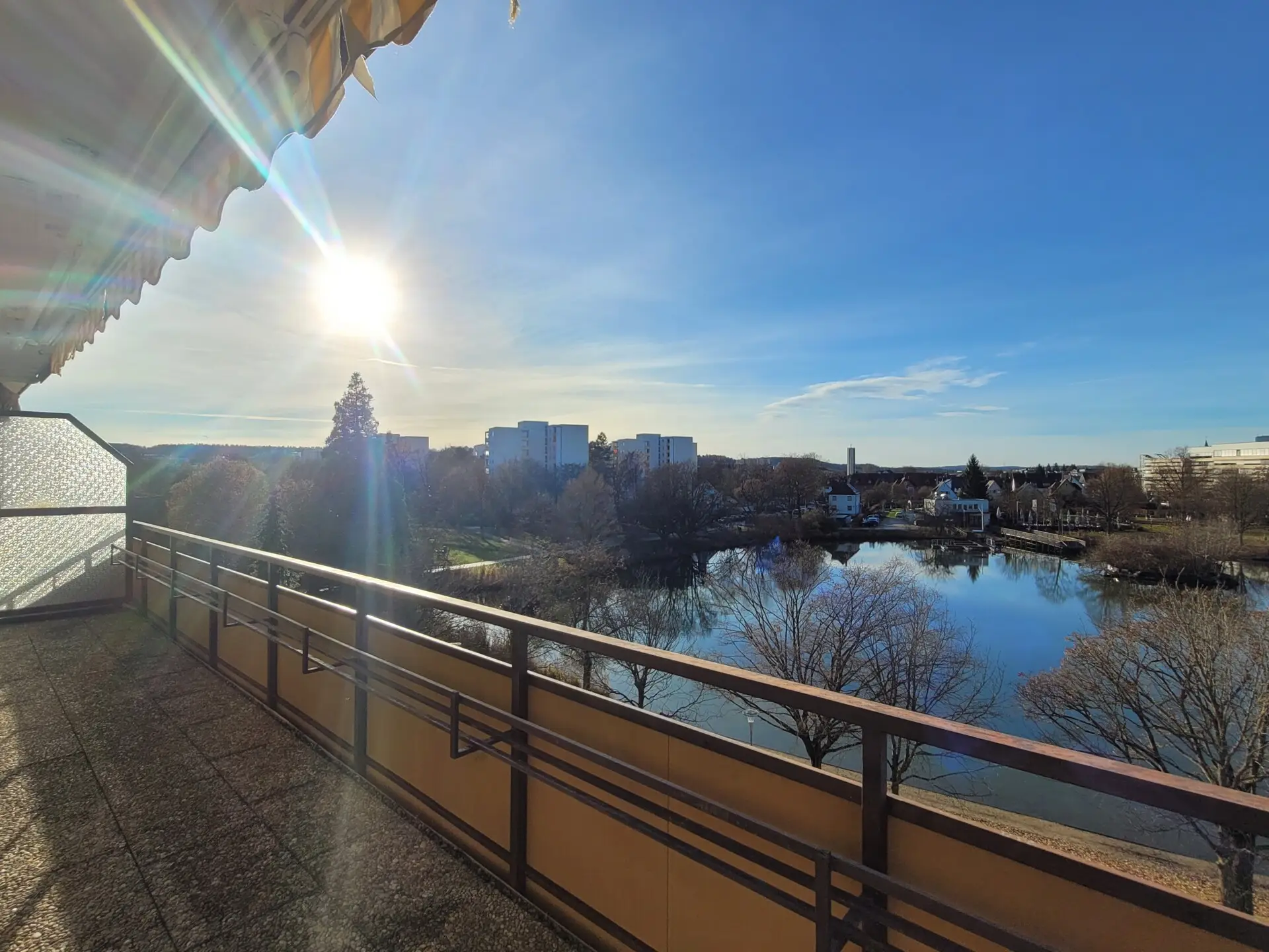 Blick Terrasse nach links