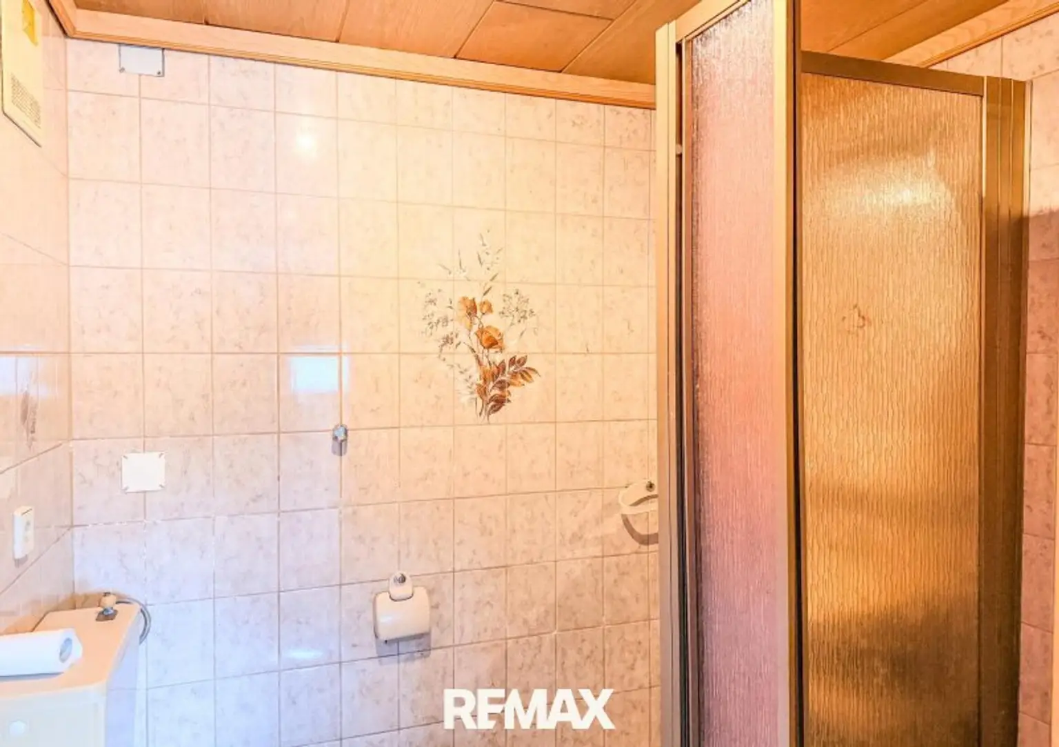 EG Appartement Bad 2