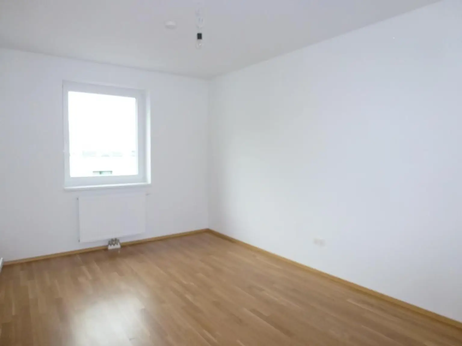 Moderne Neubauwohnung mit Loggia - Fernwärme - 4.OG - Nähe Bahnhof Meidling