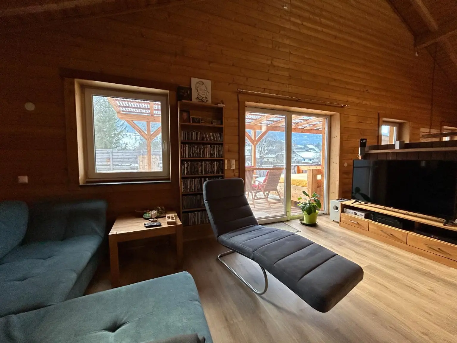 Wohn-Essbereich mit Küche