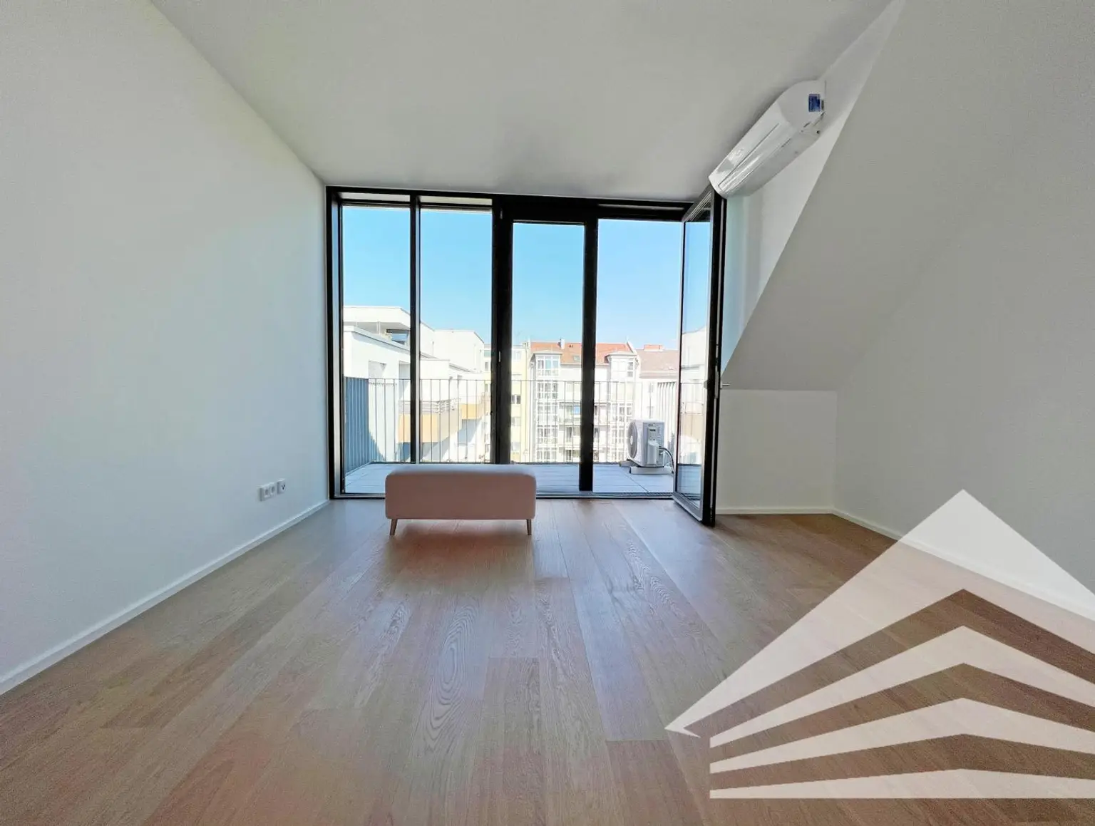 Design-Penthouse im PALAIS BRUCKNER - Gleich Termin vereinbaren!