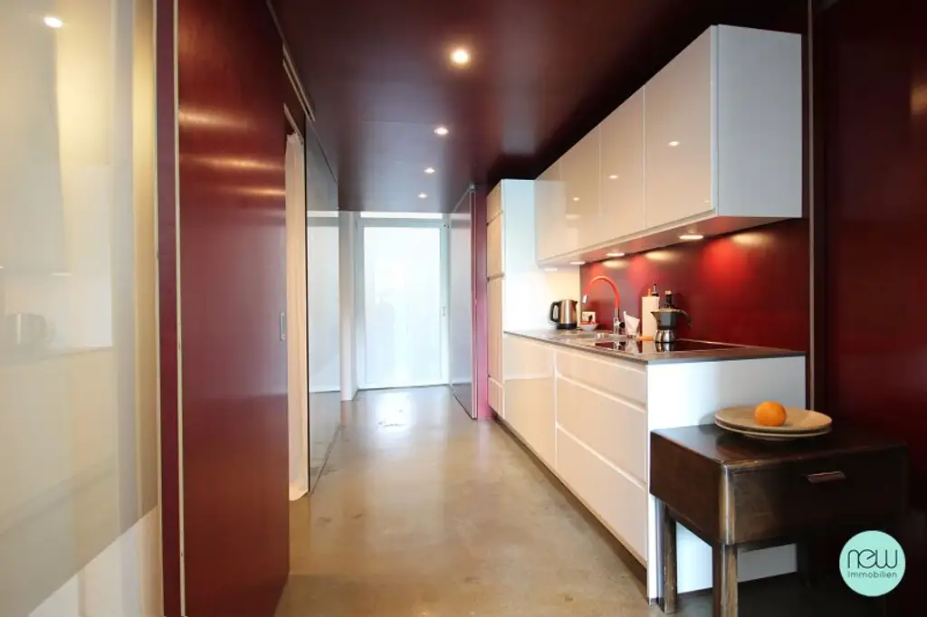 SEHR ATTRAKTIVES ATELIER  / BÜRO-LOFT
