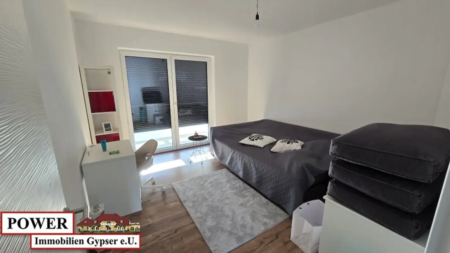 sofort zu beziehen ! Großzügiges, gemütliches Top Ausgestattetes Eckreihenhaus