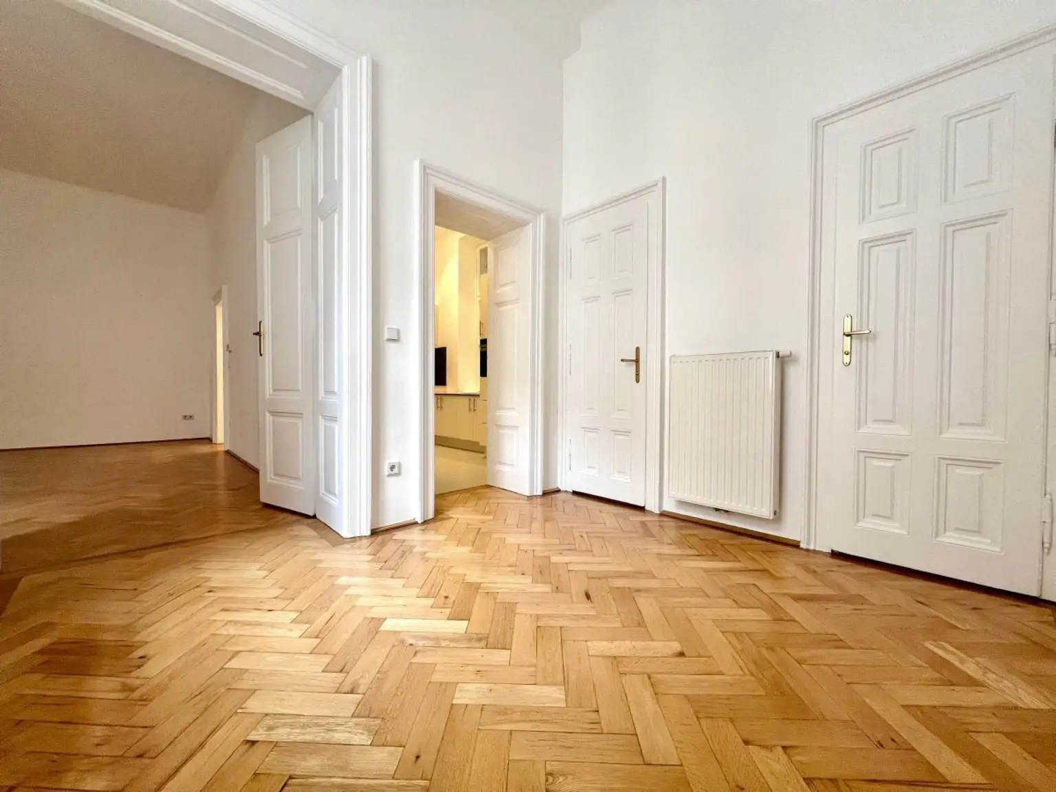 1 | ++ SALZGRIES 1010 WIEN ++ TRAUMHAFTE ALTBAUWOHNUNG | Prima Service Immobilien