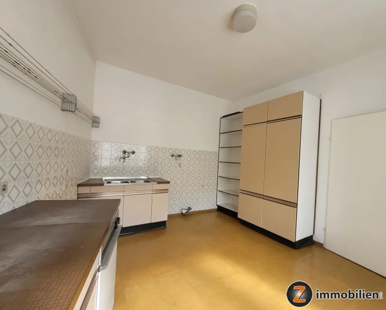 Großzügiges Wohnhaus mit Lift im lebenswerten Lockenhaus!
