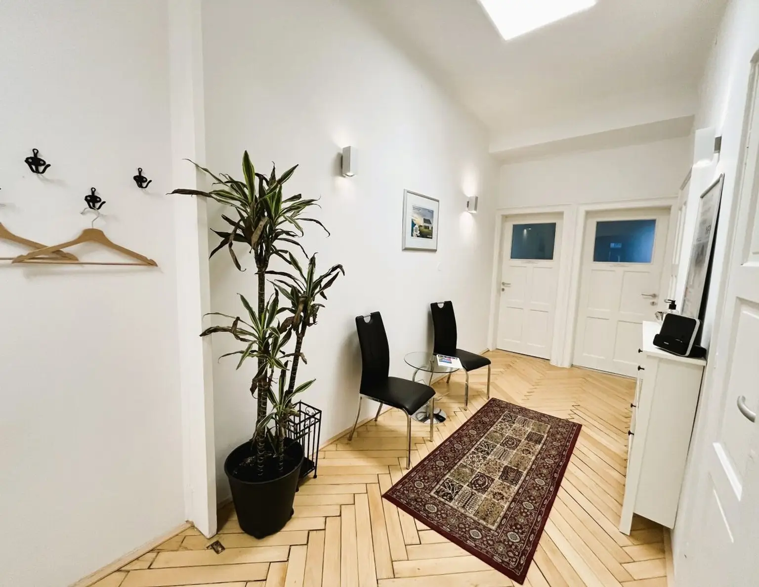 TOPLAGE: Wunderschöner Büroraum mit ca. 32m² Fläche ab sofort zu mieten!