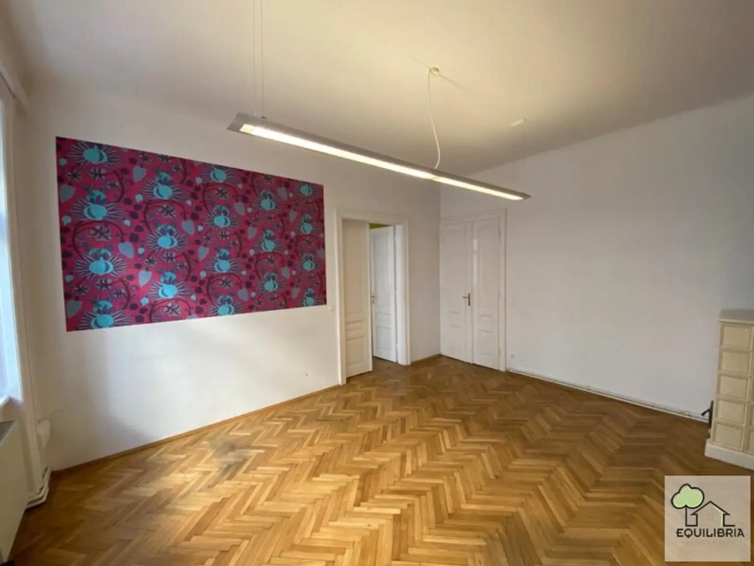 MODERNES ALTBAUBÜRO IN ZENTRALER LAGE