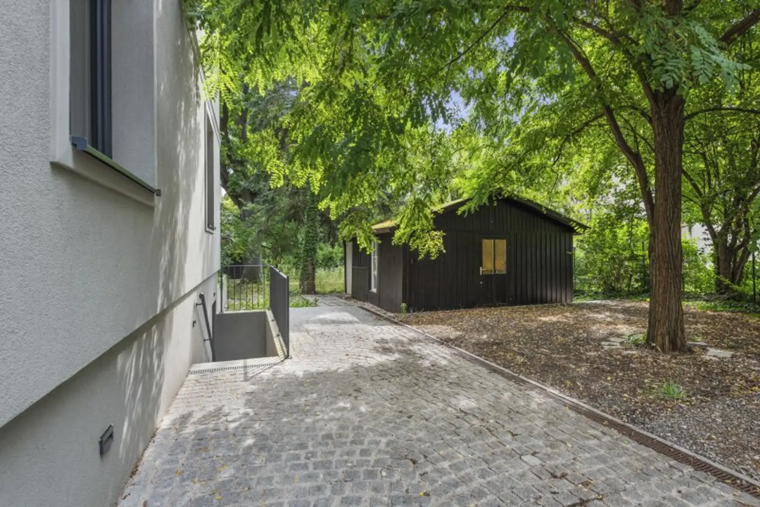 ***Großzügige 4-Zimmer-Wohnung mit 2 Balkonen in Top-Lage des 19. Bezirks – Nähe Kahlenberg***