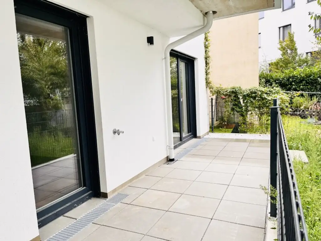 ERSTBEZUG: Traumhafte 3-Zimmer-Terrassenwohnung mit kleinem Gartenbereich