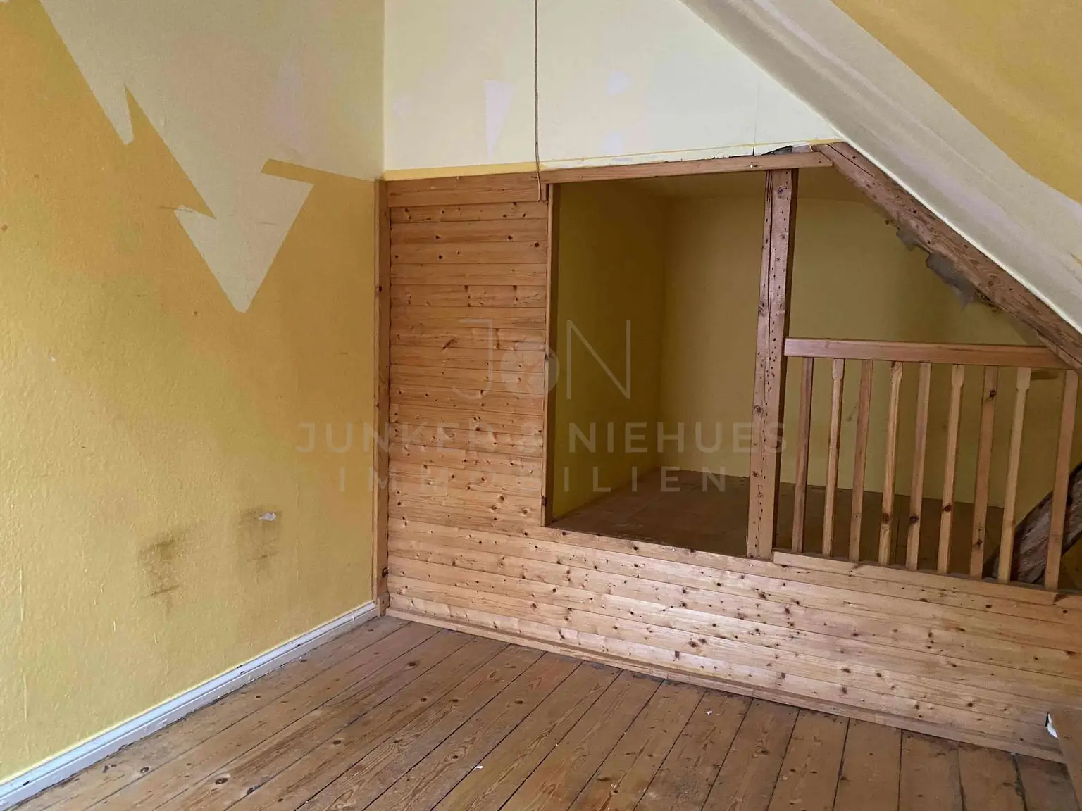 Wohnung im DG